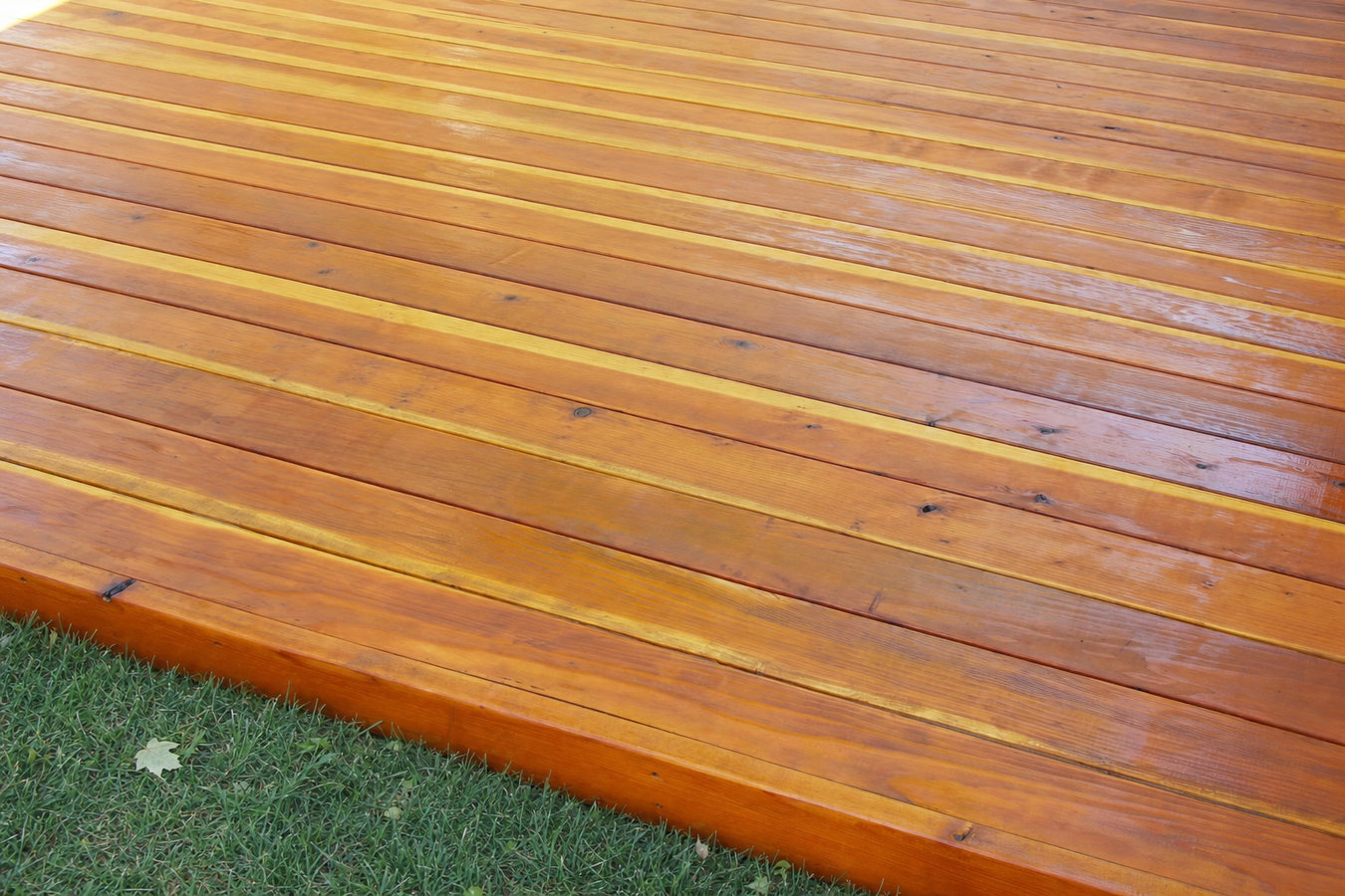 Custom deck built by Edinburg Deck and Fence in Edinburg, TX